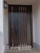 千葉県八千代市ゆりのき台玄関ドア
