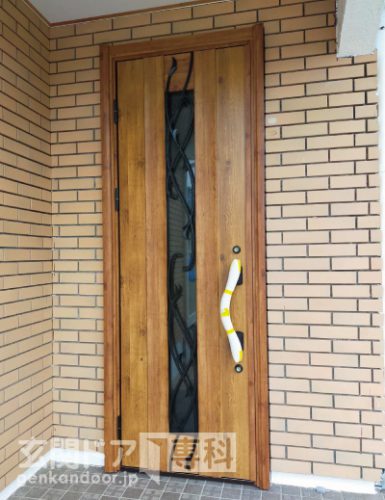 千葉県いすみ市大原台玄関ドア交換工事　マキアートパインのリシェント玄関ドア