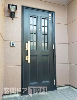 成田市江弁須玄関ドアリフォーム　トステムの古い扉