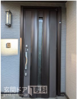 東京都八王子市元本郷町玄関ドア　色あせたトステムのドアを交換したい