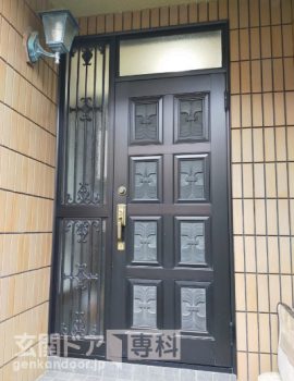 東京都豊島区玄関ドア　昔のYKK製のアルミドア