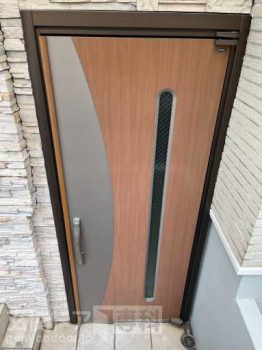 品川区旗の台玄関ドア