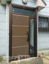 匝瑳市新堀で玄関ドア改修工事　横ラインが特徴のあるデザイン