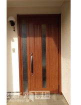 千葉市花見川区玄関ドア取替　ドア本体は高さも幅も広くしつつ取替工事